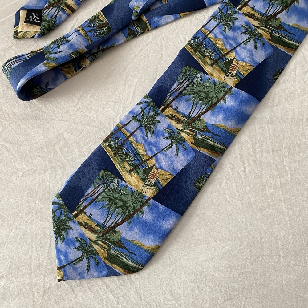 Tommy Bahama Beach‎ Scene Palm Tree Silk Tie Men's Necktie Beachy